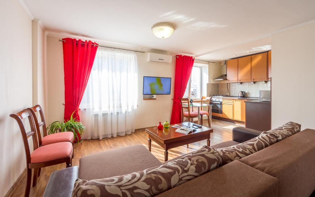 Apartments Near Parus Business Centre Kiew Exterior foto